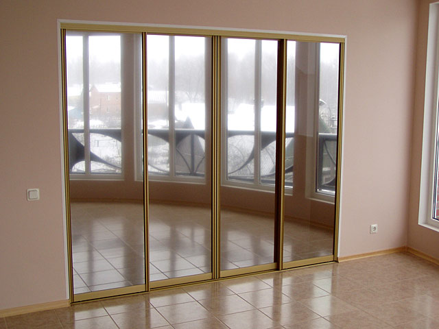 mirrored wardrobe doors