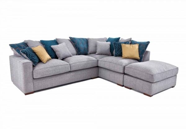 DNE-C1 - CA_Barley-Silver-with-Ronda-Teal-cushions_Dark-Feet