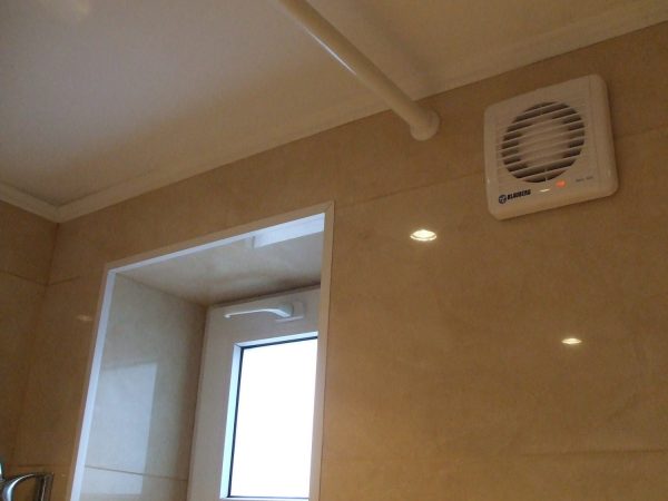 ventilatore automatico con sensore