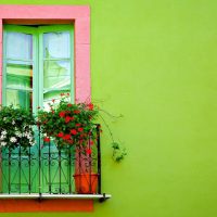 chic flowers in the interior of the balcony on the lintels interior photo