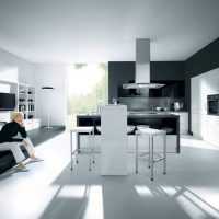 raffinato stile di cucina in foto a colori nero