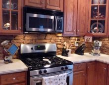 bright apron made of standard format tiles with a pattern in the style of the kitchen picture