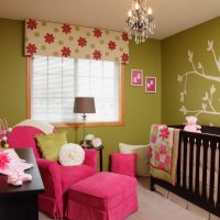 light apartment design in fuchsia color photo