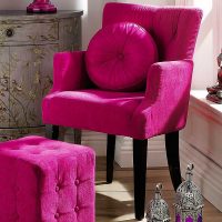 beautiful apartment decor in fuchsia color photo