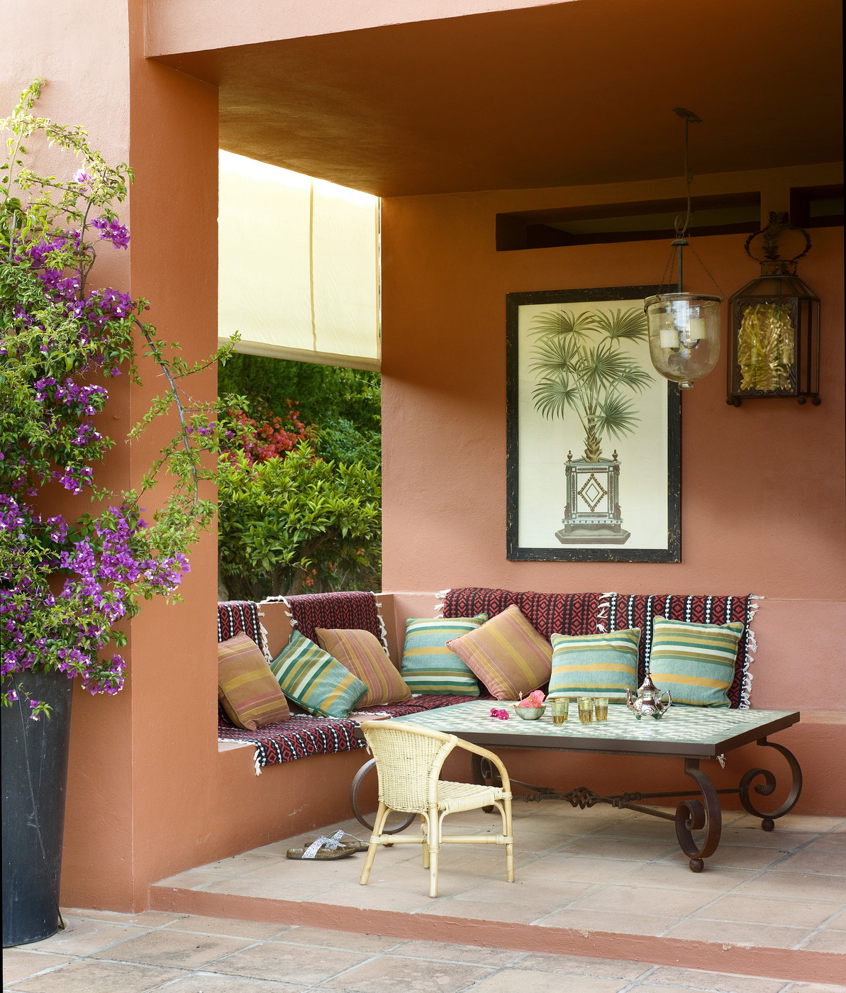 light terracotta color in the bedroom interior