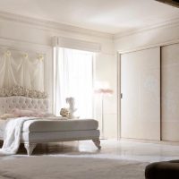 light bedroom decor in french style photo