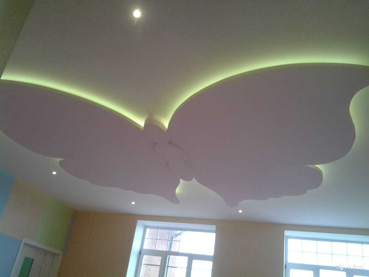 bellissimo design del soffitto stampato