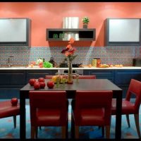 a combination of bright colors in the decor of the kitchen photo