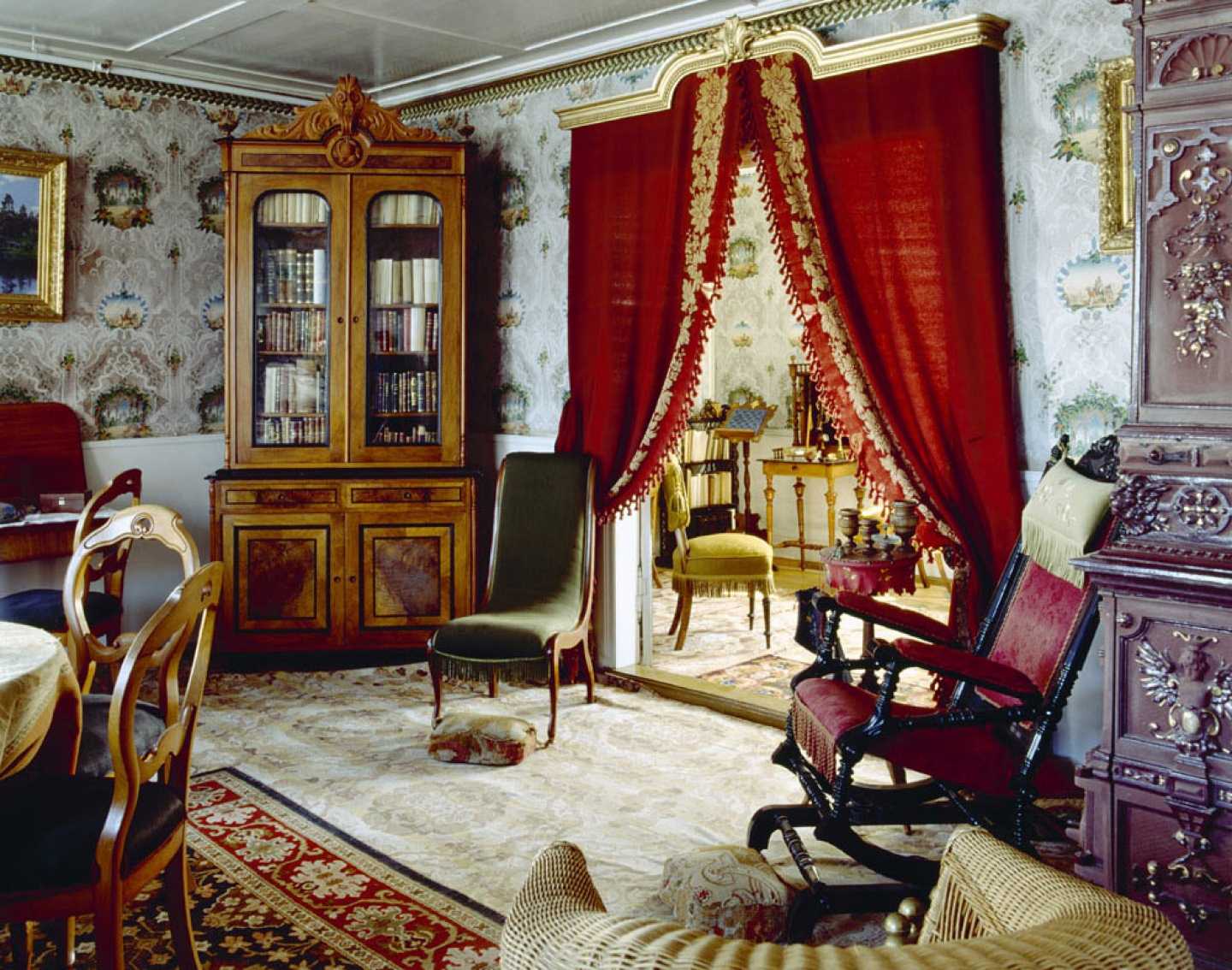 bellissimo interno di casa in stile vittoriano