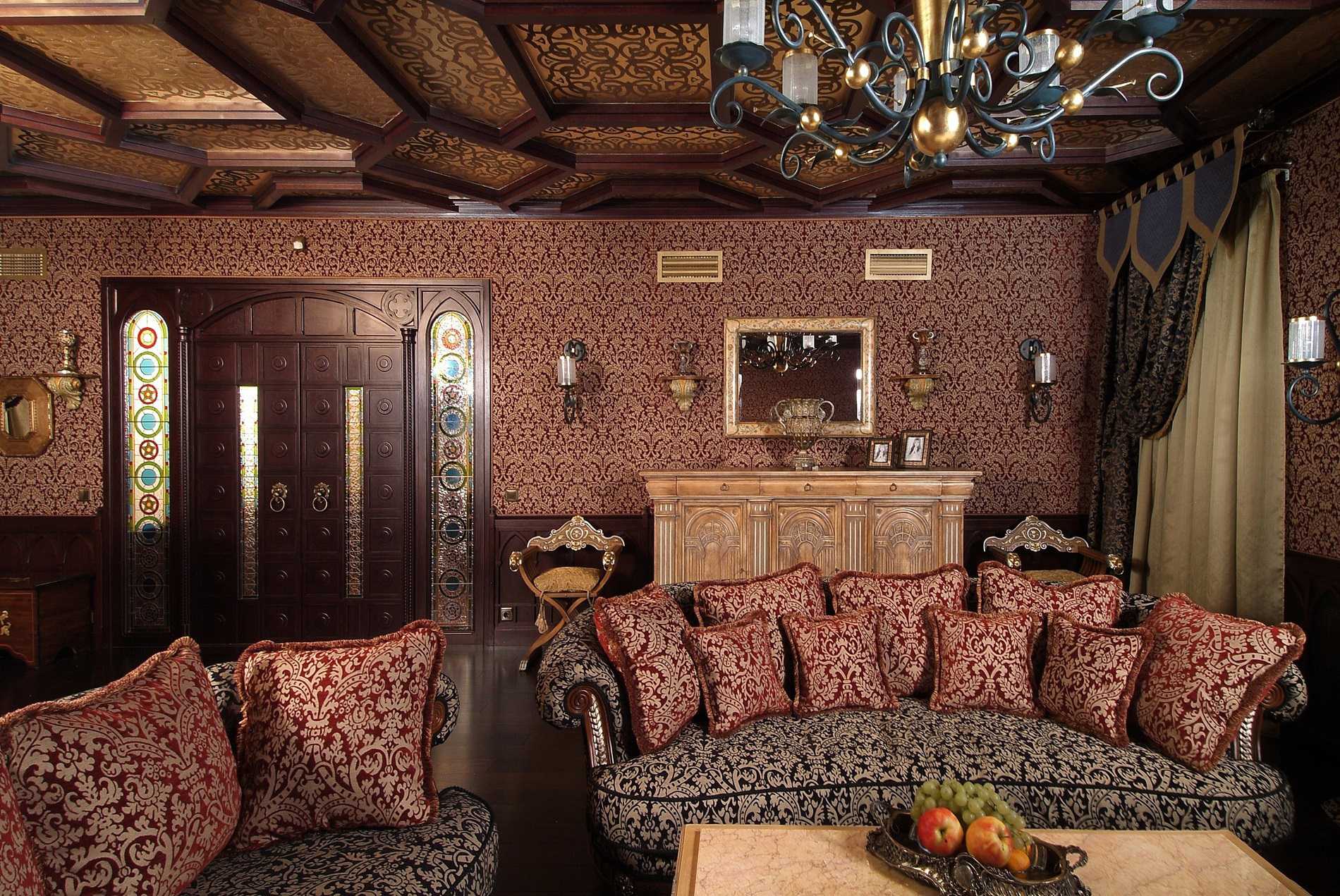 prekrasan interijer spavaće sobe u gotičkom stilu