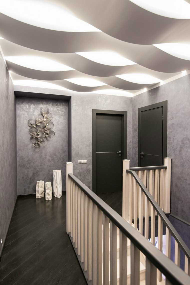 bright dark floor in the interior of the kitchen