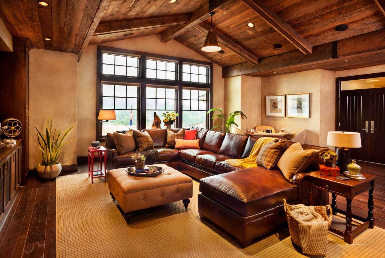 classic rustic style apartment