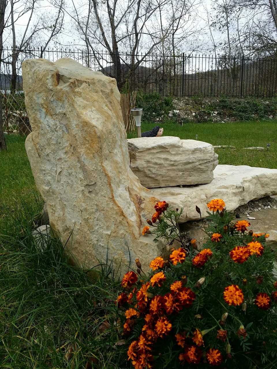 unusual decoration dachas stones