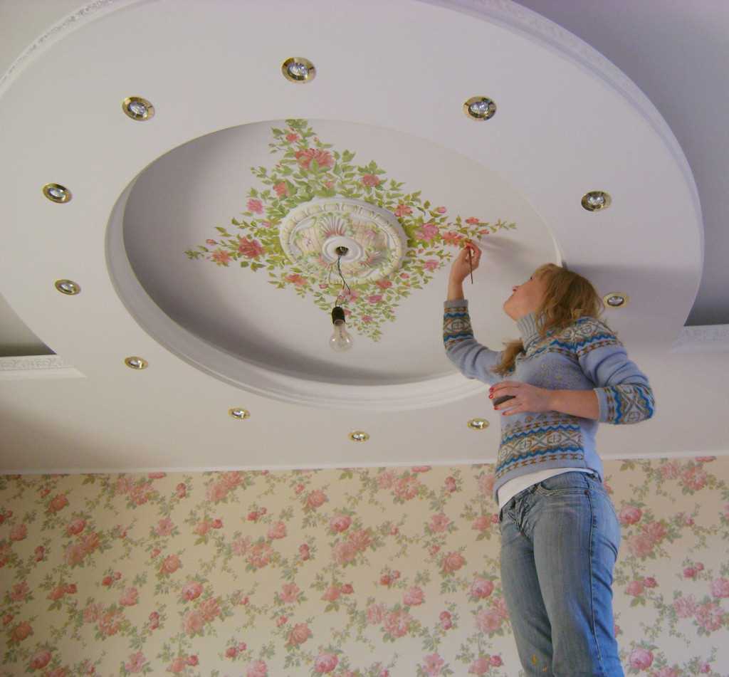 beautiful ceiling decoration with extra light