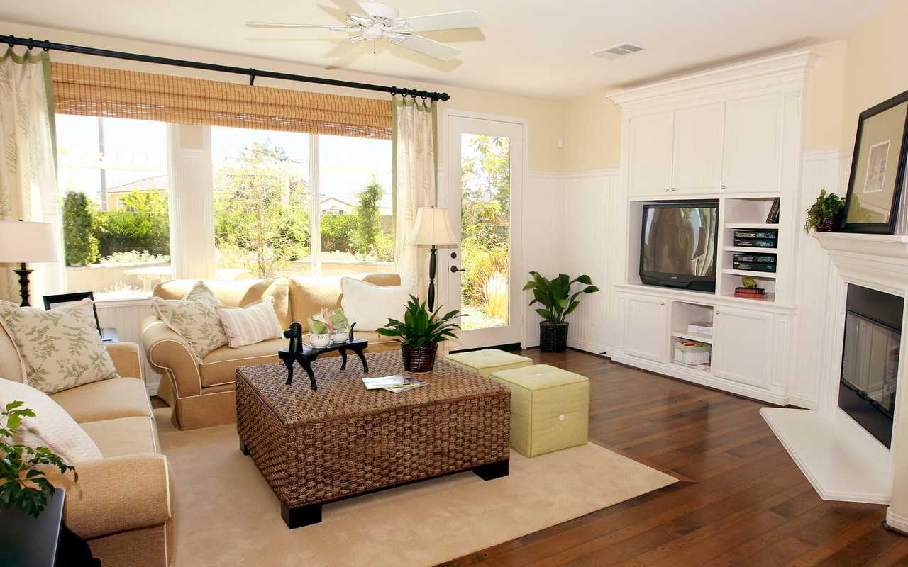 the idea of ​​a beautiful decoration of the living room with your own hands