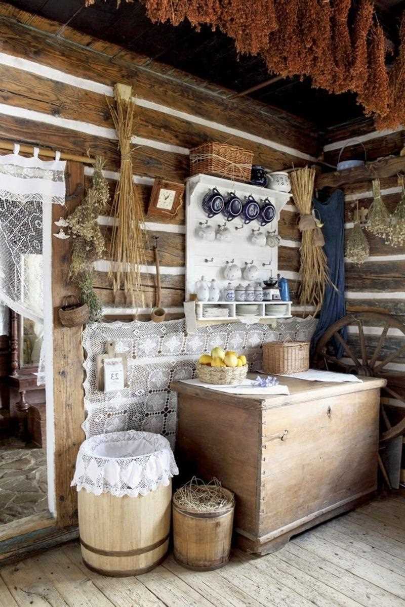 una variante di un bellissimo stile cottage estivo nel villaggio