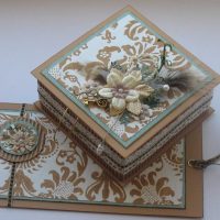 do-it-yourself version of a beautiful jewelry box photo