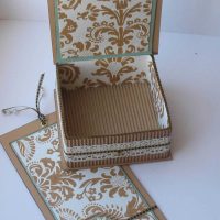 a variant of a beautiful jewelry box picture