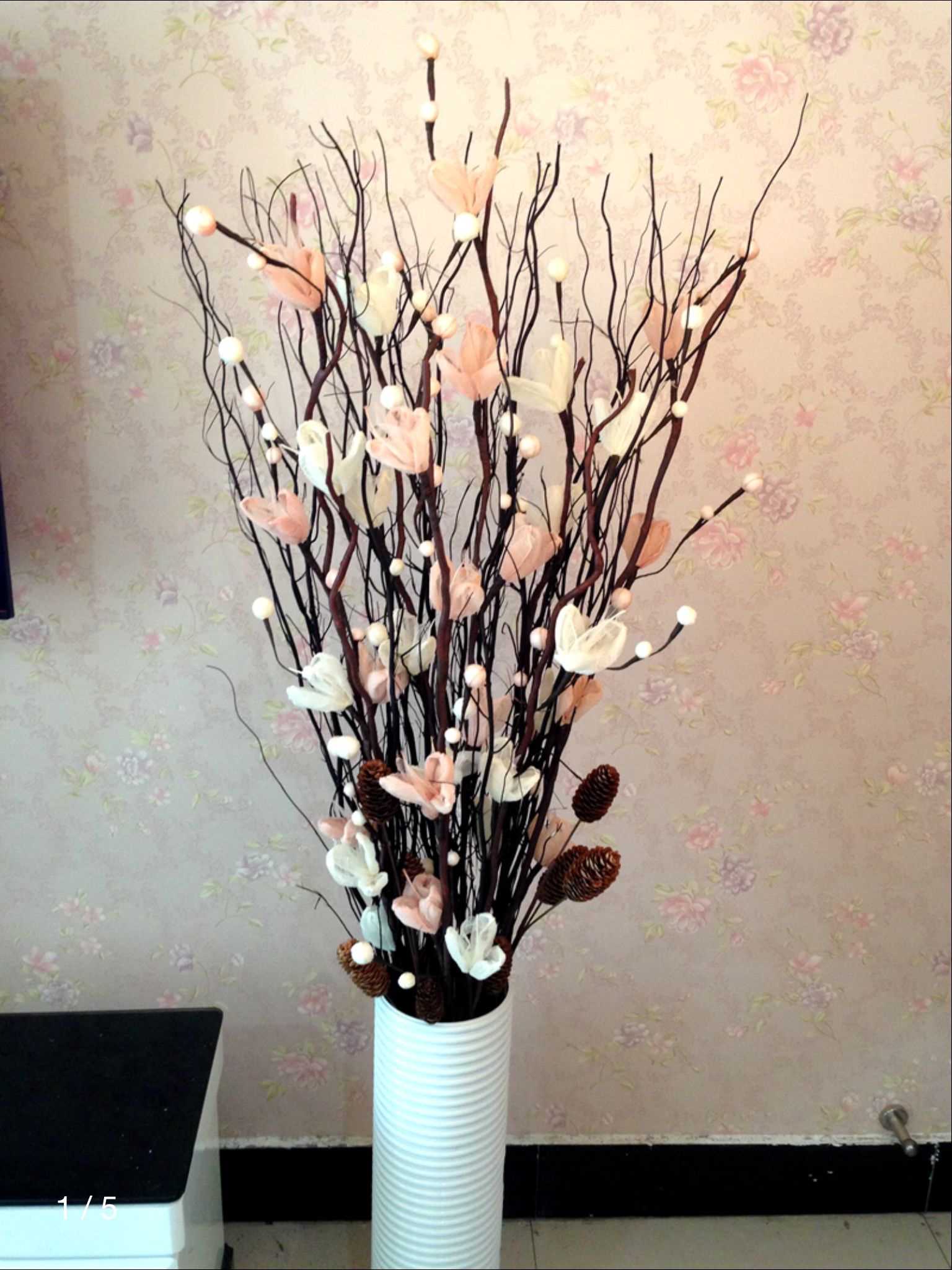 variante du décor original du vase à branches décoratives