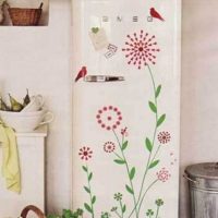 varijanta lijepog dizajna hladnjaka na kuhinjskoj slici