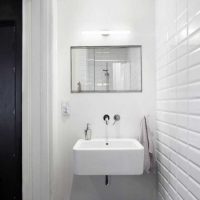 ideja originalnog interijera slike bijele kupaonice