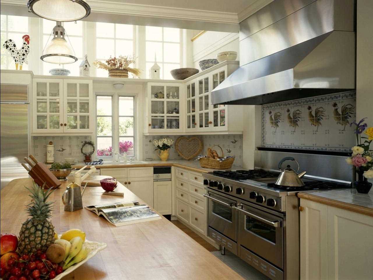 variant of the unusual style of the kitchen