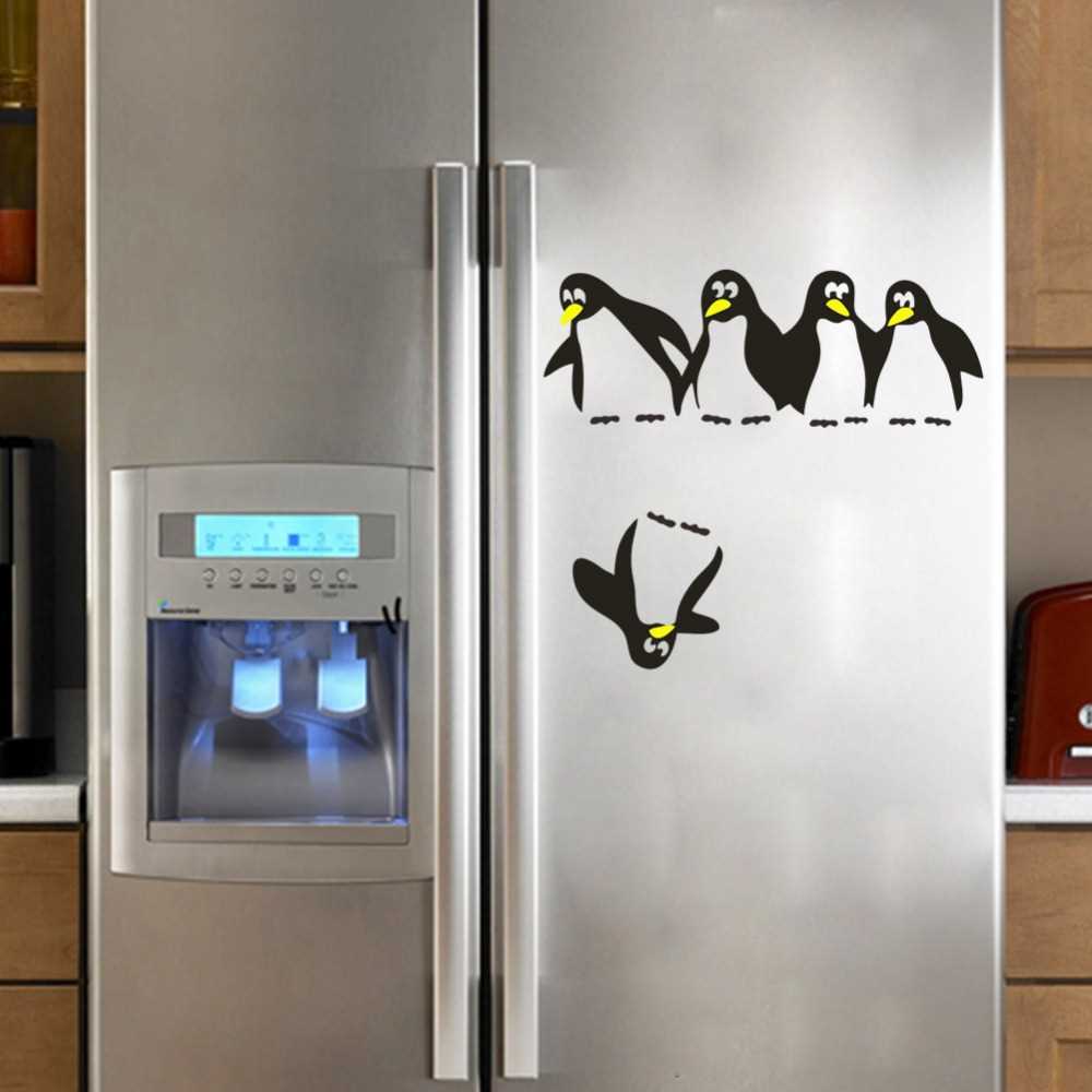 varijanta svijetlog ukrašavanja hladnjaka u kuhinji