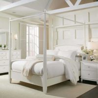 ideja modernog interijera spavaće sobe u slici bijele boje