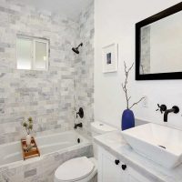 idea di un bagno in stile moderno Foto di 3 mq