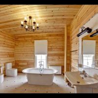 verzija prekrasnog interijera kupaonice u fotografiji drvene kuće