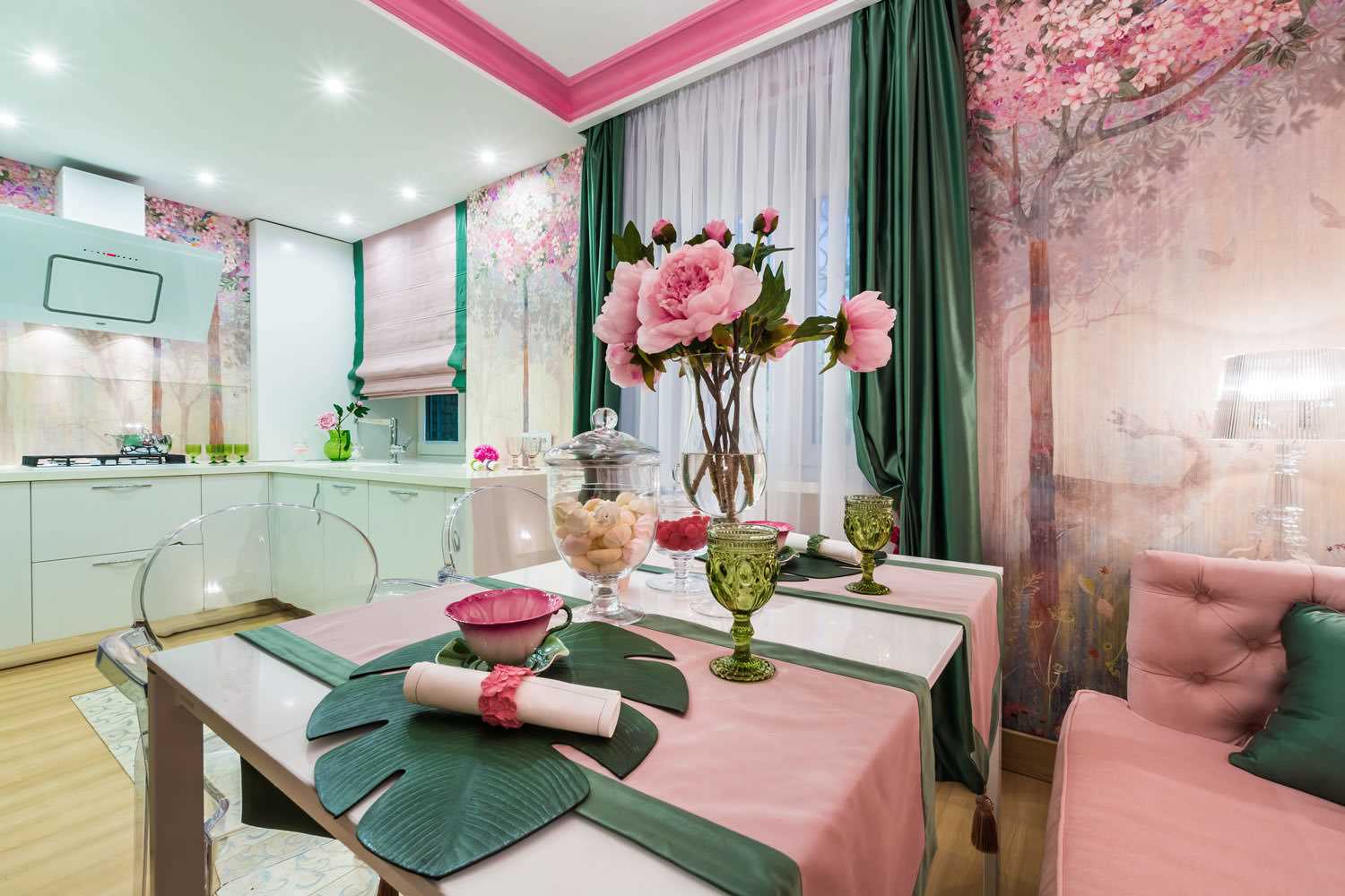 l'idée d'utiliser le rose dans un design d'appartement insolite