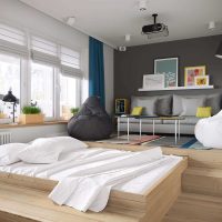 opcija svijetlog interijera spavaće sobe od 18 m² foto