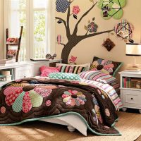 idea hiasan bilik tidur yang cantik dengan gaya foto patchwork