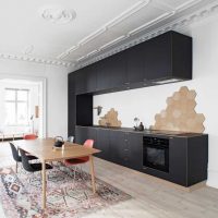 variante del brillante design dell'appartamento nella foto in stile scandinavo