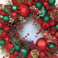 Christmas wreath of Christmas toys