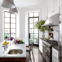 kitchen with bay window photo design