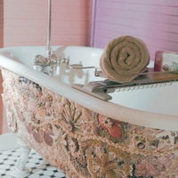 seashell decor bathroom