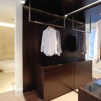 dressing room design between bedroom and bathroom