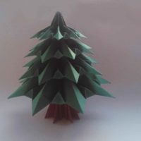 primjer stvaranja svijetlog božićnog drvca od kartona napravite sami fotografiju