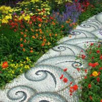 the idea of ​​using bright garden paths photo