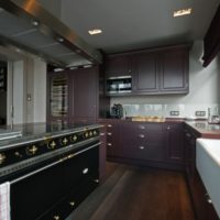 cucina dark suite di 5 mq