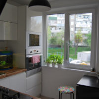 white color in the design of the kitchen