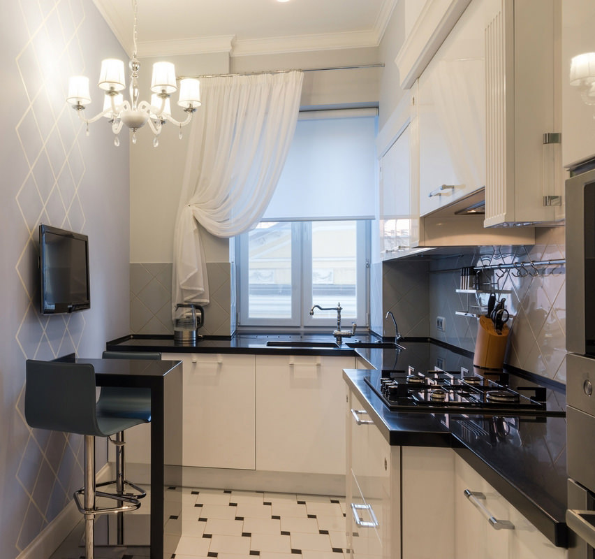 kitchen design with chandelier