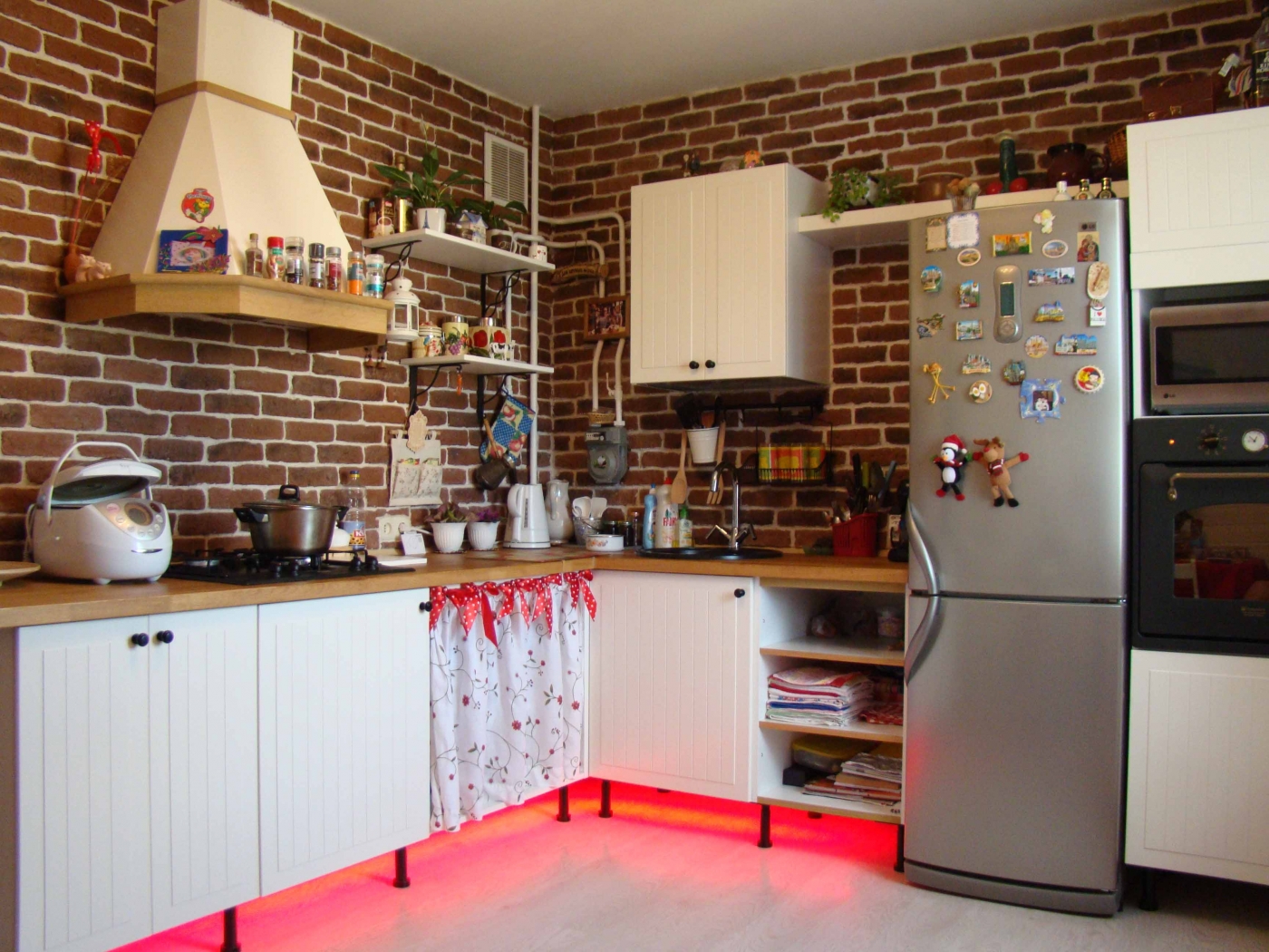 kitchen without loft top cabinets