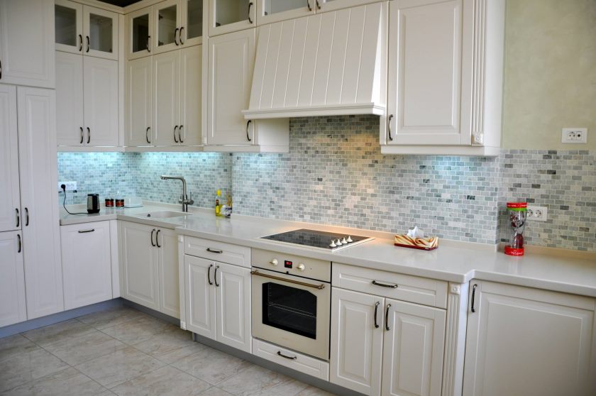 bright classic kitchen