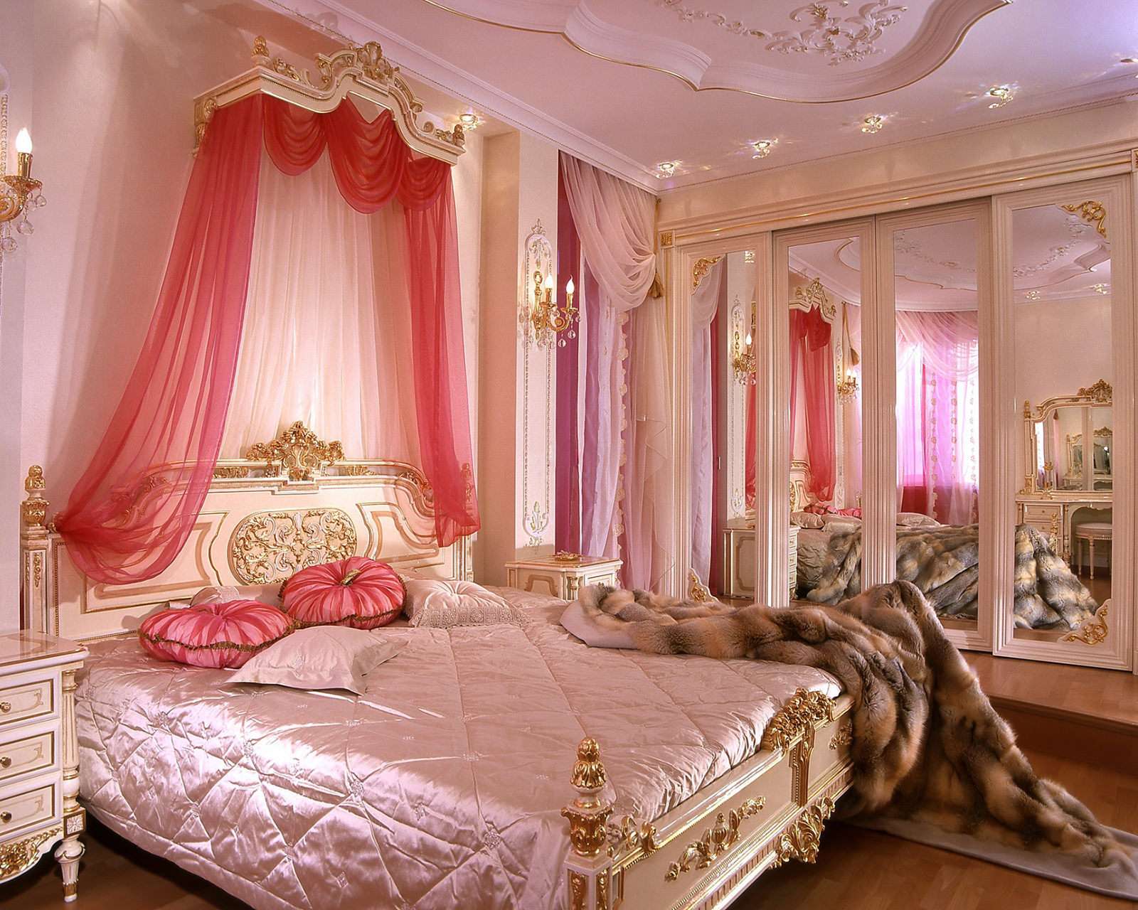 ružičasta spavaća soba