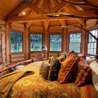 spavaća soba u drvenoj kući dekor tekstil