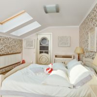 attic bedroom decoration ideas