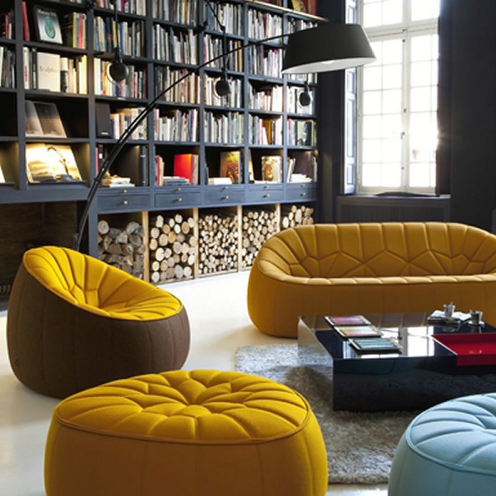 Poufs au lieu de chaises