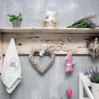 DIY provence shelf